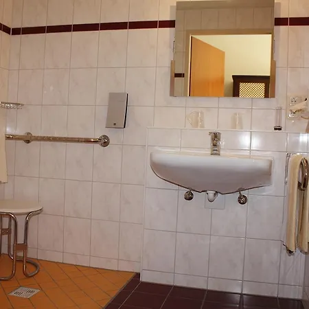 Πανσιόν Caritashaus St. Elisabeth 3*